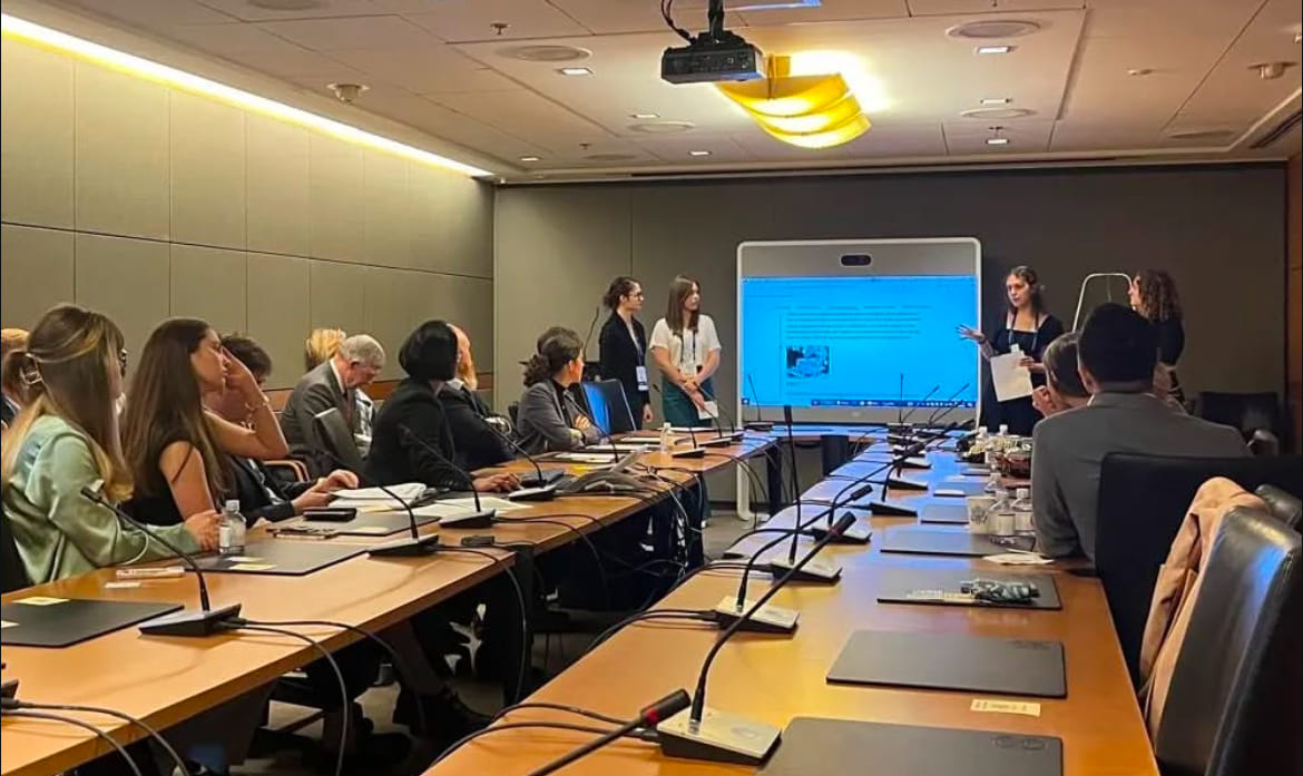 Presenting the Mapping Heritage StoryMap to attendees at the Diplomacy Lab Fair in Washington, D.C.